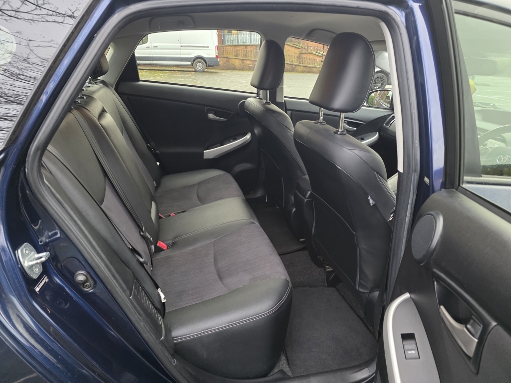 Used Toyota Prius 2013 for sale - 76536926: Photo 12