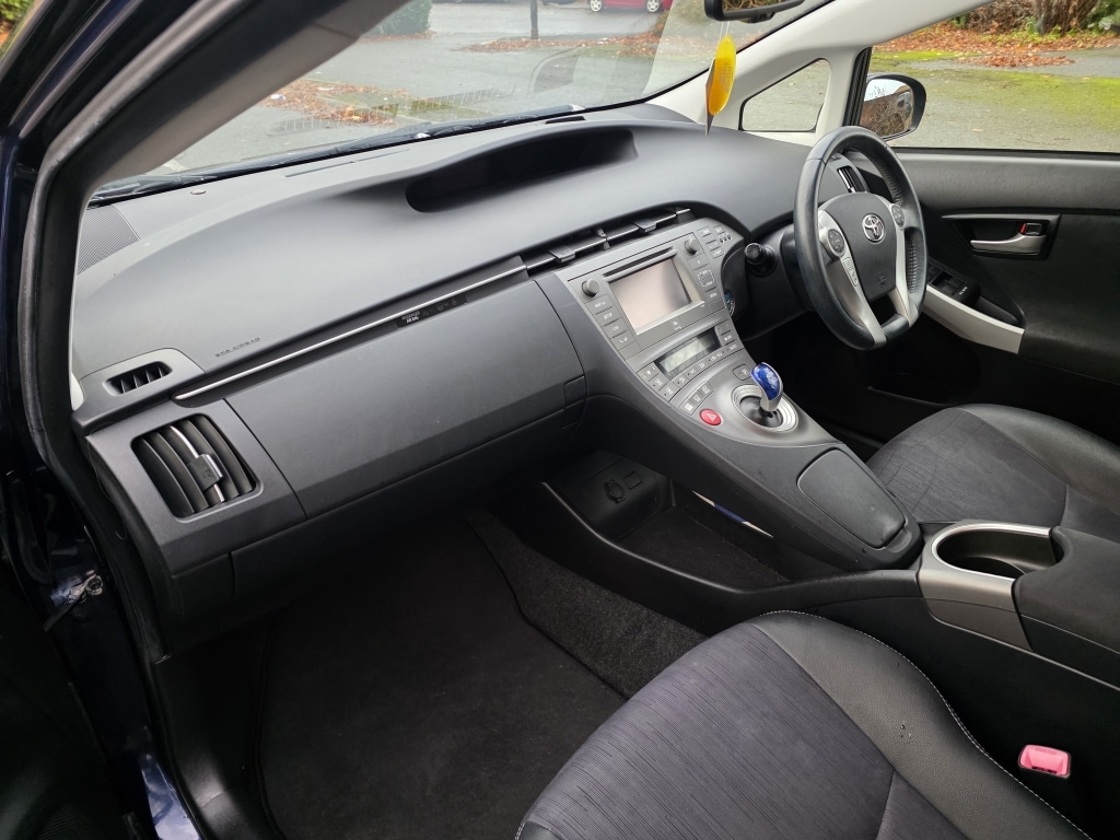 Used Toyota Prius 2013 for sale - 76536926: Photo 25