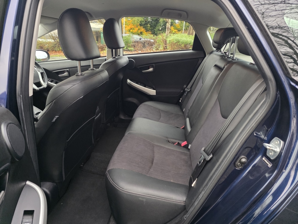 Used Toyota Prius 2013 for sale - 76536926: Photo 27