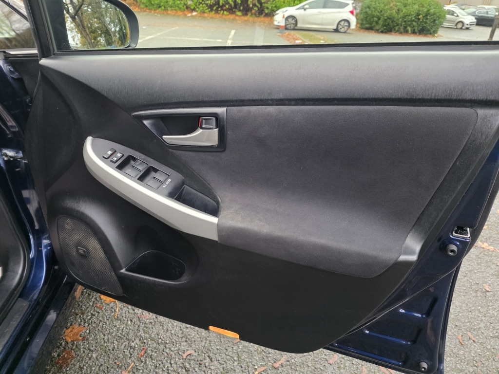 Used Toyota Prius 2013 for sale - 76536926: Photo 29