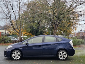 Used Toyota Prius 2013 for sale - 76536926: Photo