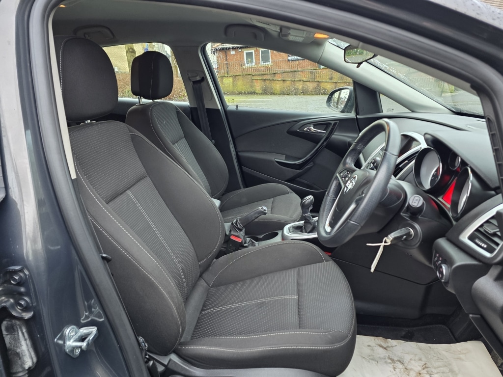 Used Vauxhall Astra 2015 for sale - 77272647: Photo 11