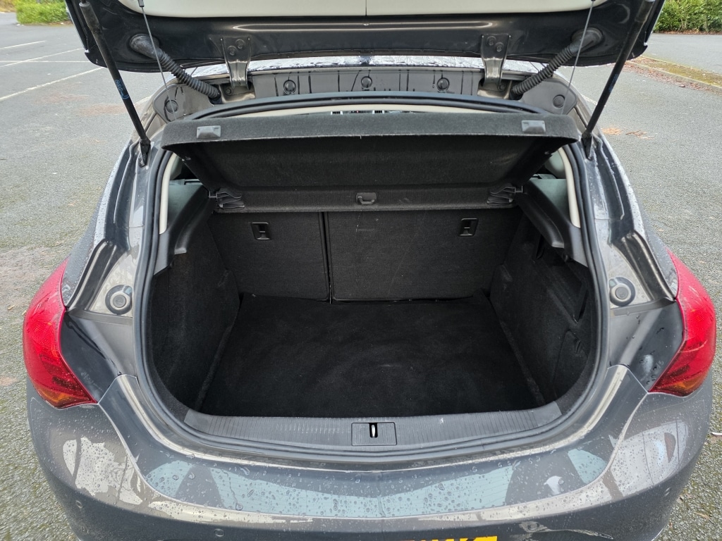 Used Vauxhall Astra 2015 for sale - 77272647: Photo 14