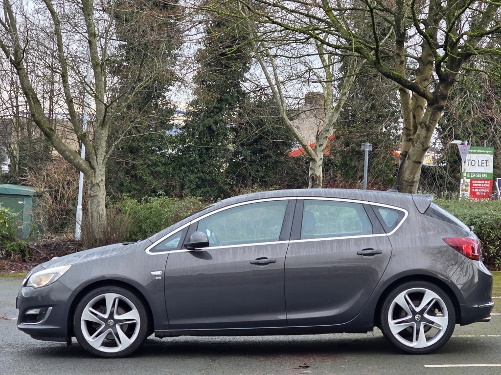 Used Vauxhall Astra 2015 for sale - 77272647: Photo 5