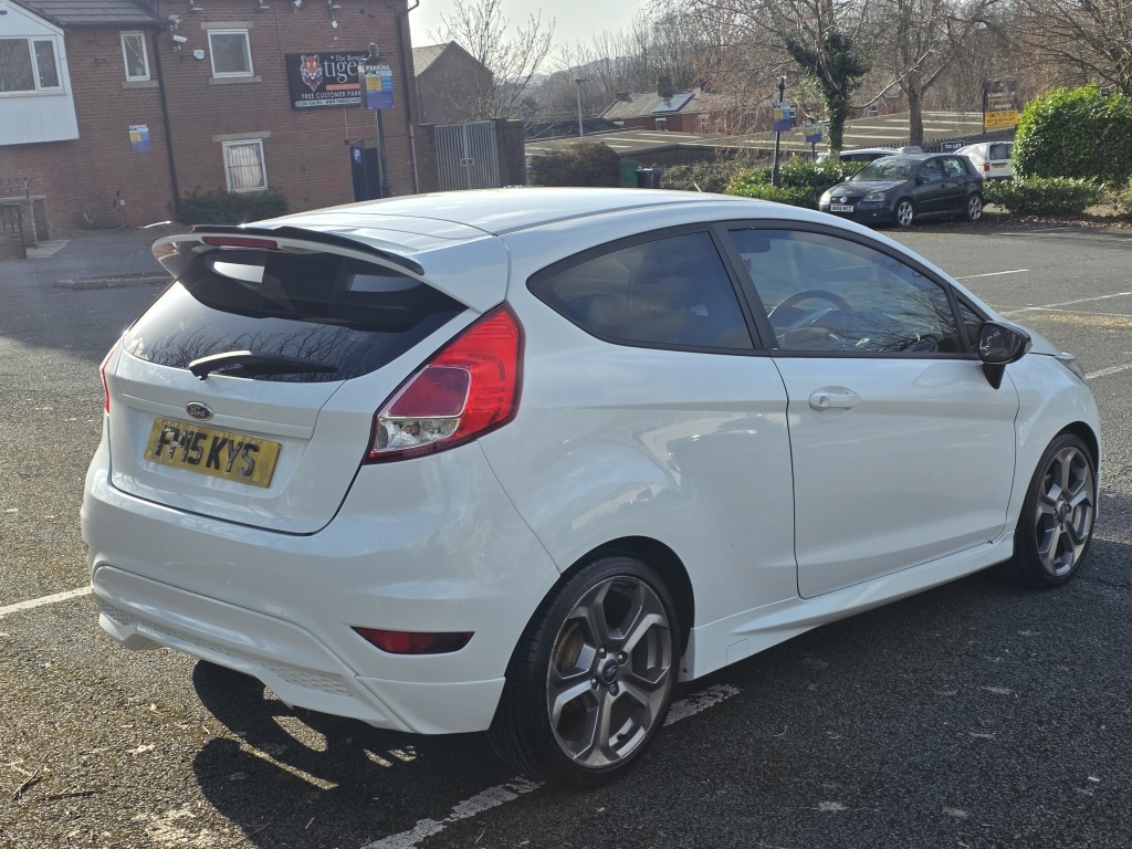 Used Ford Fiesta 2015 for sale - 77837272: Photo 11