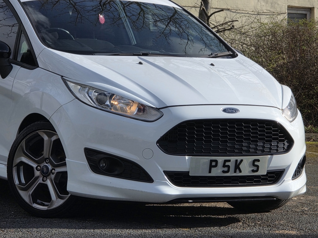 Used Ford Fiesta 2015 for sale - 77837272: Photo 2