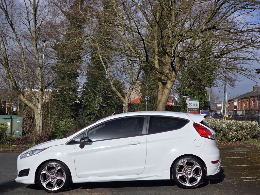 Used Ford Fiesta 2015 for sale - 77837272: Photo 6