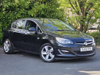 2013 (13) - 1.4 SRI 5DR Manual