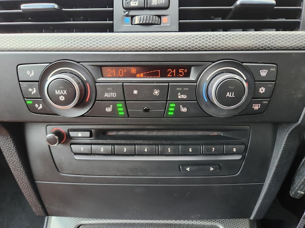 Used BMW 3 Series 2012 for sale - 73100406: Photo 35