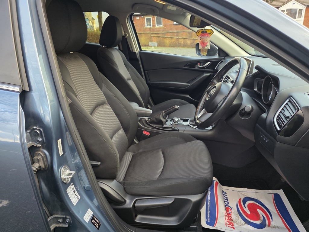 Used Mazda Mazda3 2015 for sale - 76578449: Photo 11