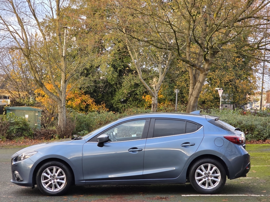 Used Mazda Mazda3 2015 for sale - 76578449: Photo 5