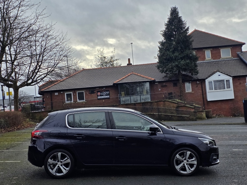 Used Peugeot 308 2018 for sale - 76737317: Photo 10