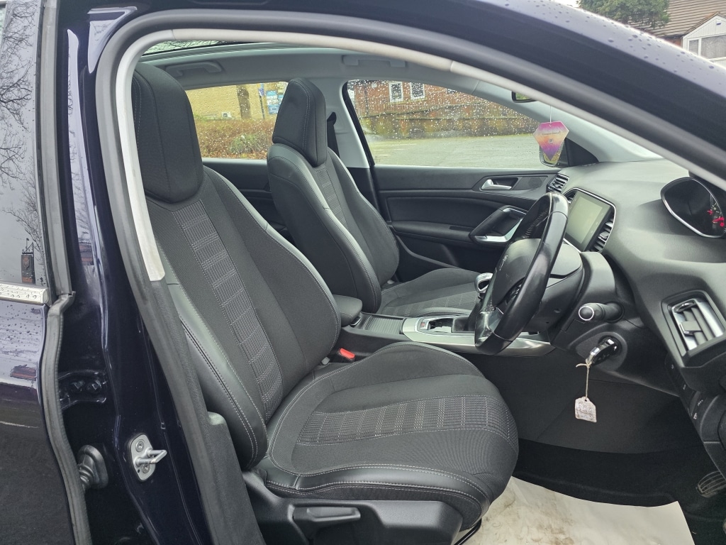 Used Peugeot 308 2018 for sale - 76737317: Photo 12