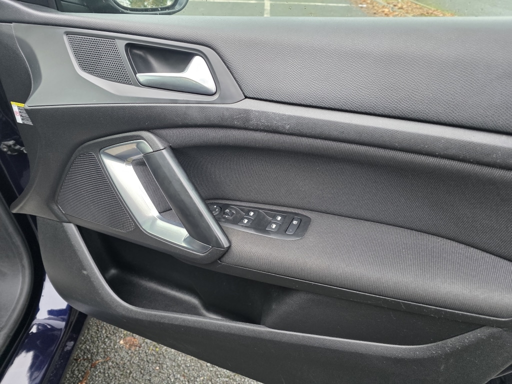 Used Peugeot 308 2018 for sale - 76737317: Photo 13