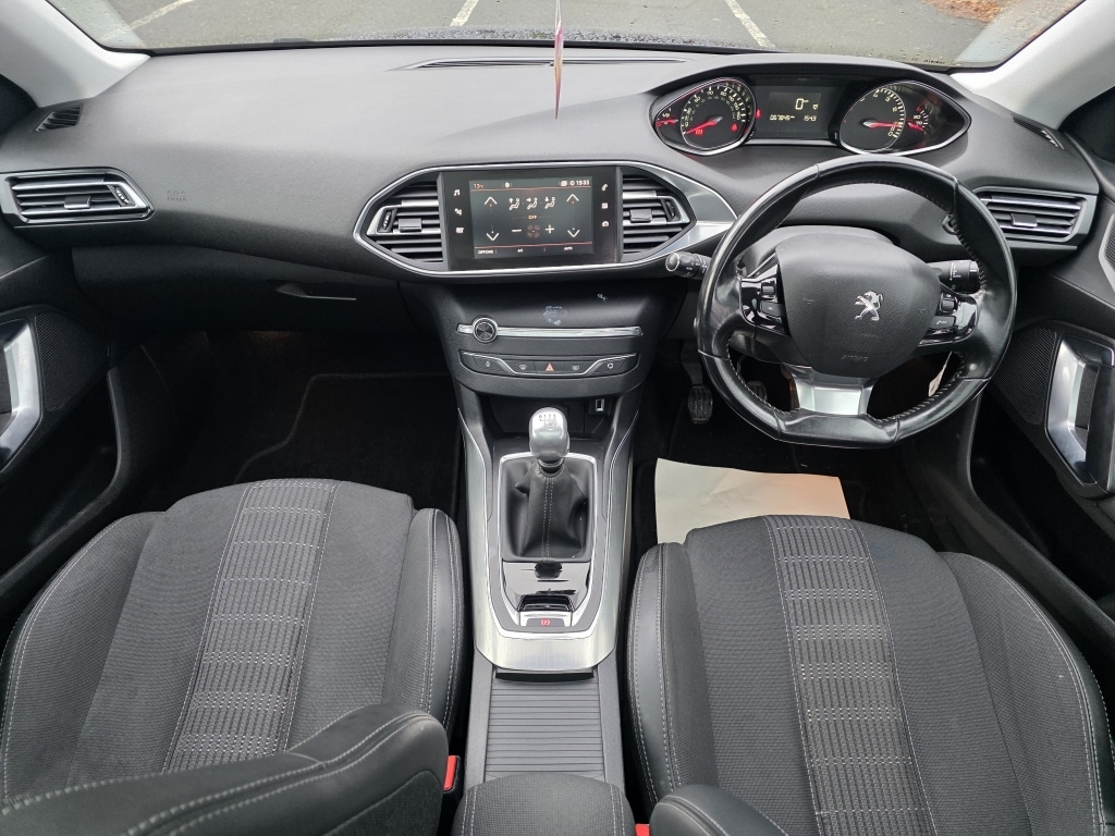 Used Peugeot 308 2018 for sale - 76737317: Photo 15