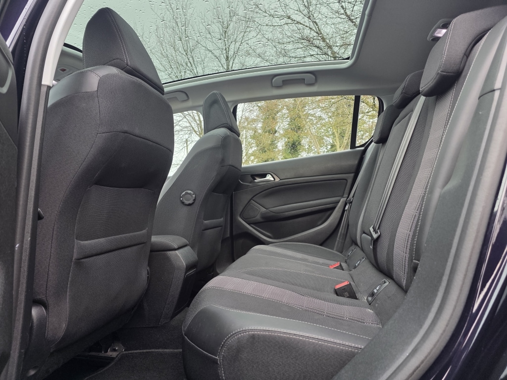 Used Peugeot 308 2018 for sale - 76737317: Photo 18