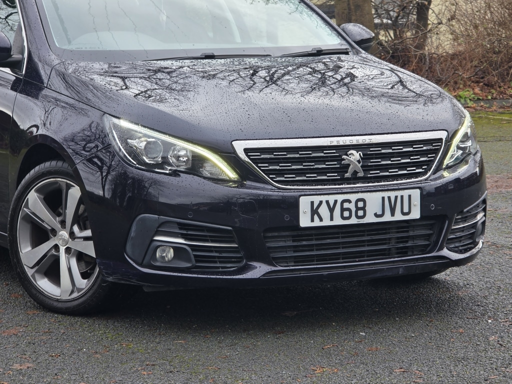 Used Peugeot 308 2018 for sale - 76737317: Photo 2