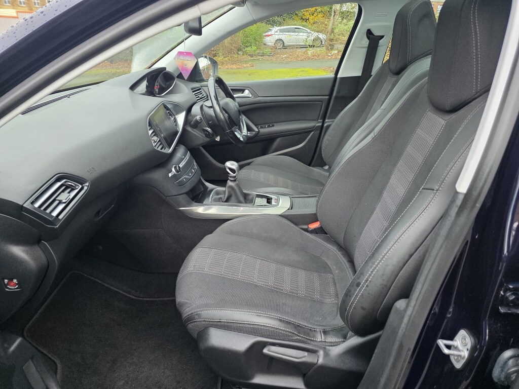 Used Peugeot 308 2018 for sale - 76737317: Photo 20