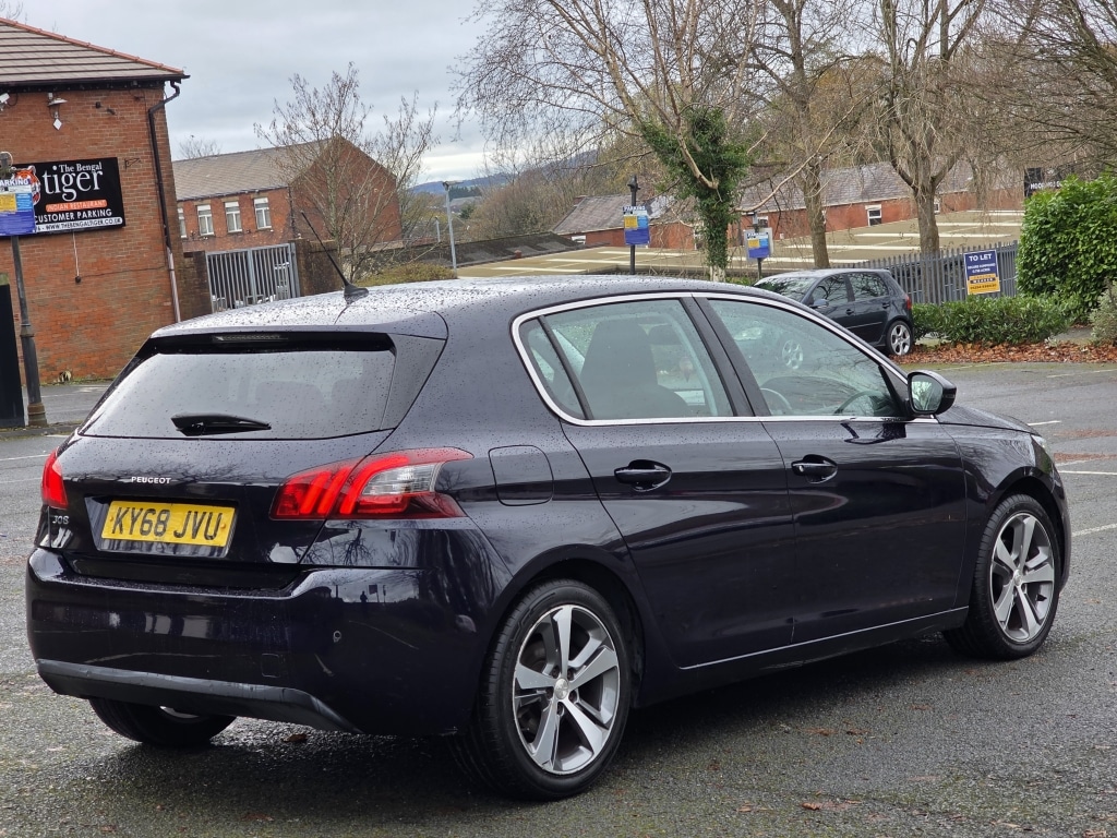 Used Peugeot 308 2018 for sale - 76737317: Photo 9
