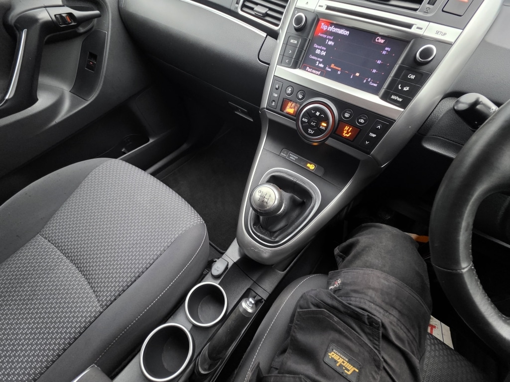 Used Toyota Verso 2013 for sale - 76951424: Photo 28