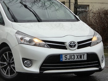 Used Toyota Verso 2013 for sale - 76951424: Photo