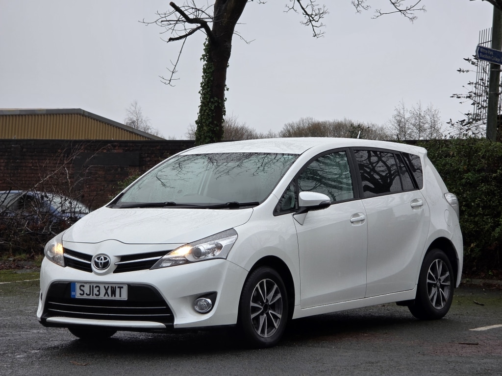 Used Toyota Verso 2013 for sale - 76951424: Photo 5