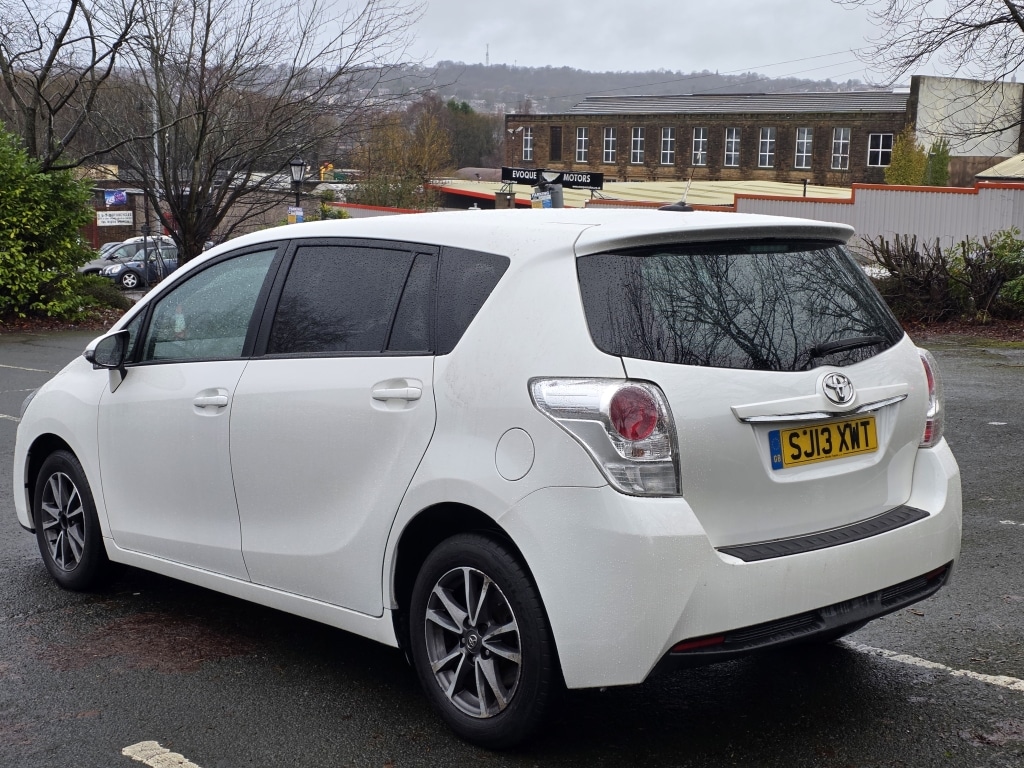 Used Toyota Verso 2013 for sale - 76951424: Photo 7