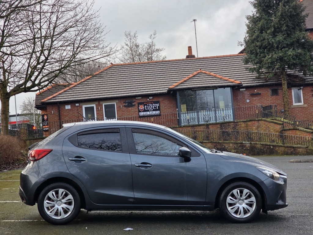 Used Mazda Mazda2 2015 for sale - 77272635: Photo 9
