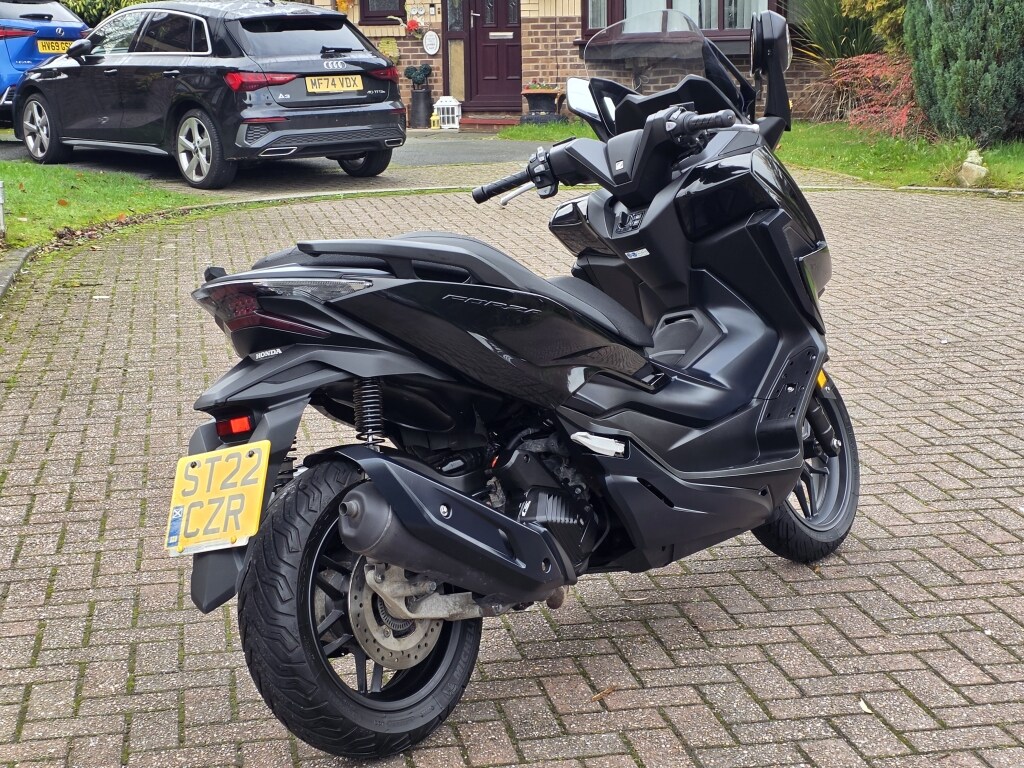 Honda FORZA SCOOTER