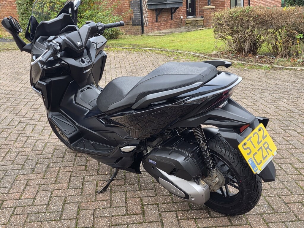 Honda FORZA SCOOTER
