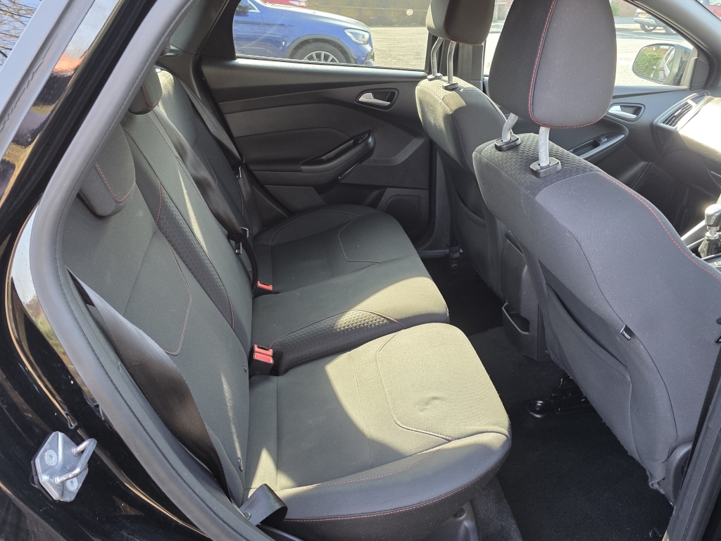 Used Ford Focus 2018 for sale - 78040609: Photo 11