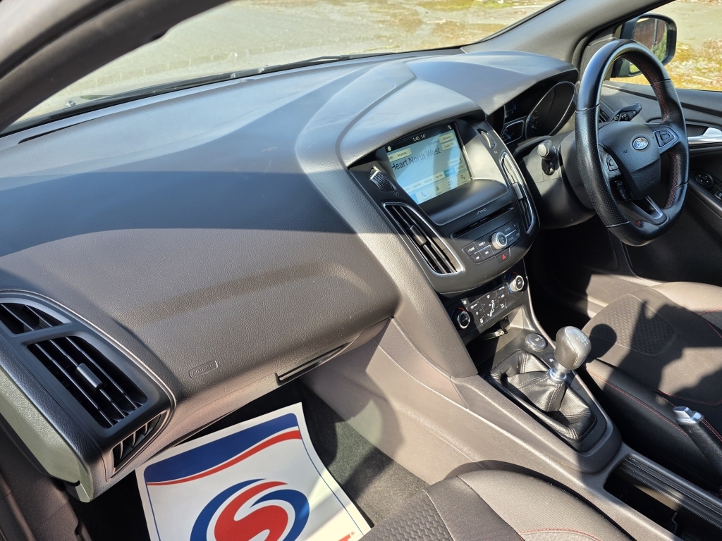 Used Ford Focus 2018 for sale - 78040609: Photo 16