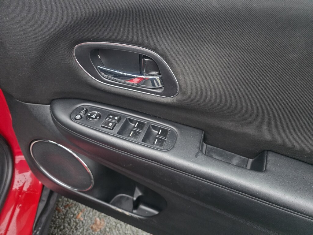 Used Honda HR-V 2016 for sale - 76770230: Photo 13