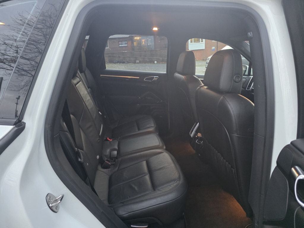 Used Porsche Cayenne 2013 for sale - 76578439: Photo 13