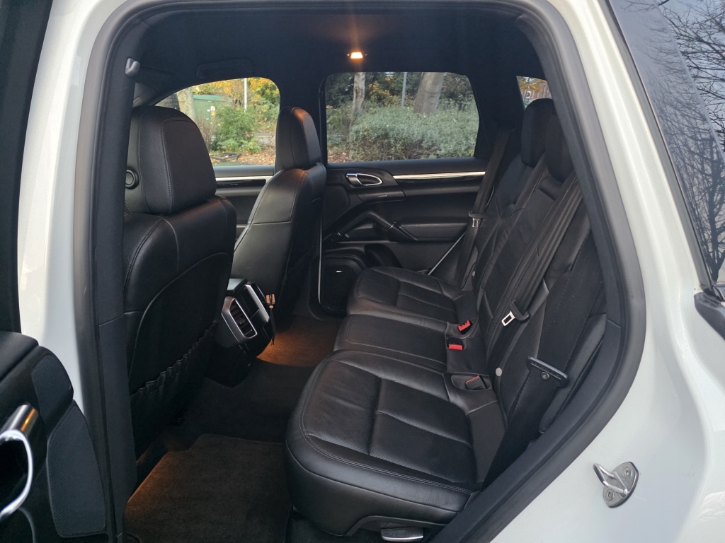 Used Porsche Cayenne 2013 for sale - 76578439: Photo 16