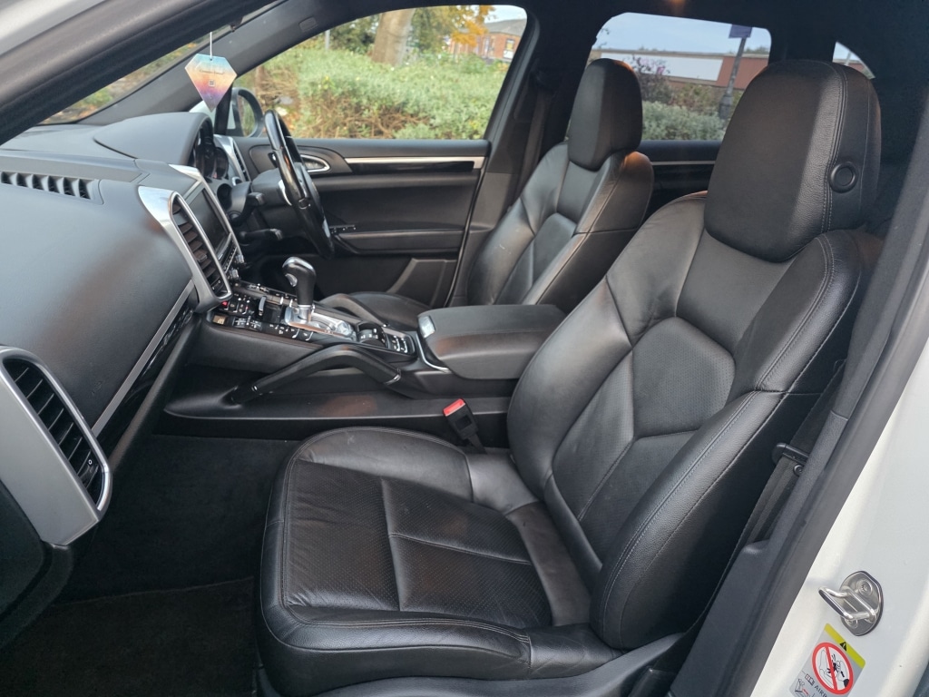 Used Porsche Cayenne 2013 for sale - 76578439: Photo 18