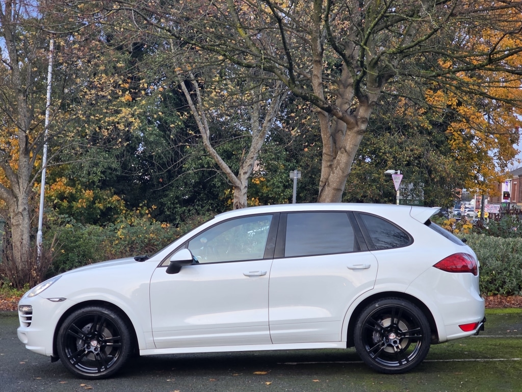 Used Porsche Cayenne 2013 for sale - 76578439: Photo 5