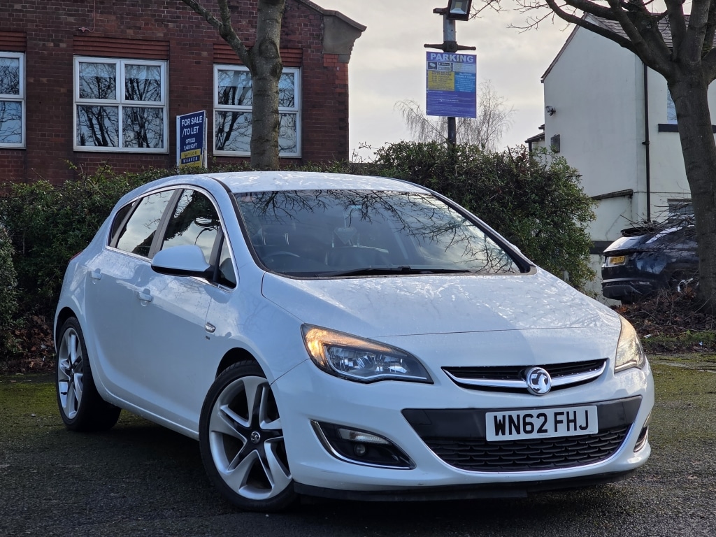 Used Vauxhall Astra 2012 for sale - 76864234: Photo 1