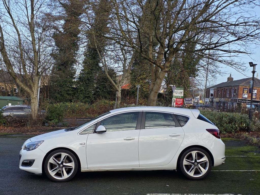 Used Vauxhall Astra 2012 for sale - 76864234: Photo 5