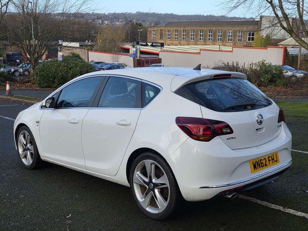 Used Vauxhall Astra 2012 for sale - 76864234: Photo 6