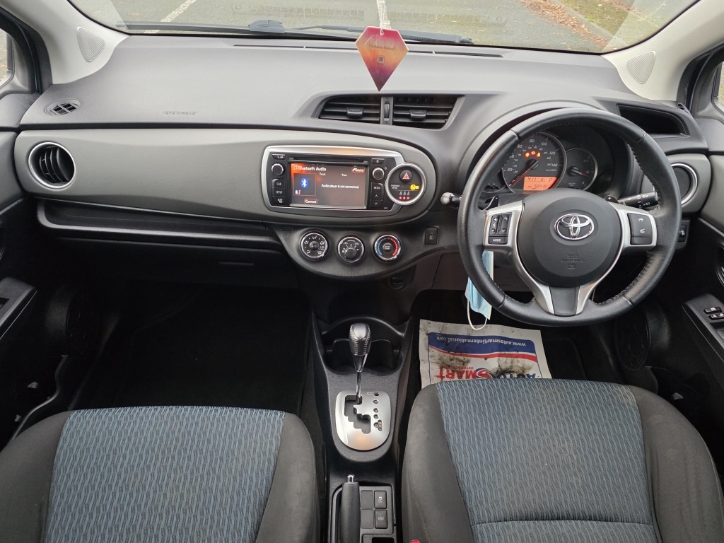 Used Toyota Yaris 2012 for sale - 76666253: Photo 10