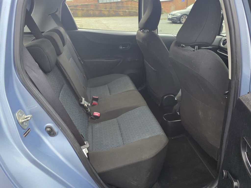 Used Toyota Yaris 2012 for sale - 76666253: Photo 13