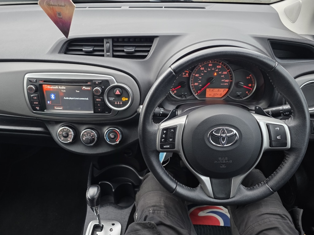 Used Toyota Yaris 2012 for sale - 76666253: Photo 21