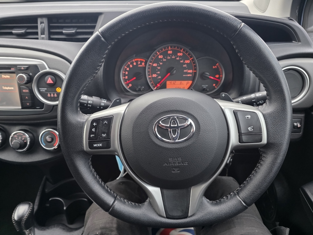 Used Toyota Yaris 2012 for sale - 76666253: Photo 27