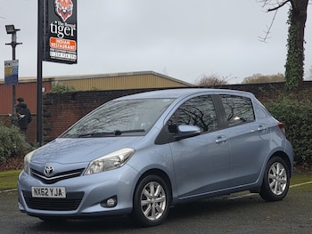 Used Toyota Yaris 2012 for sale - 76666253: Photo