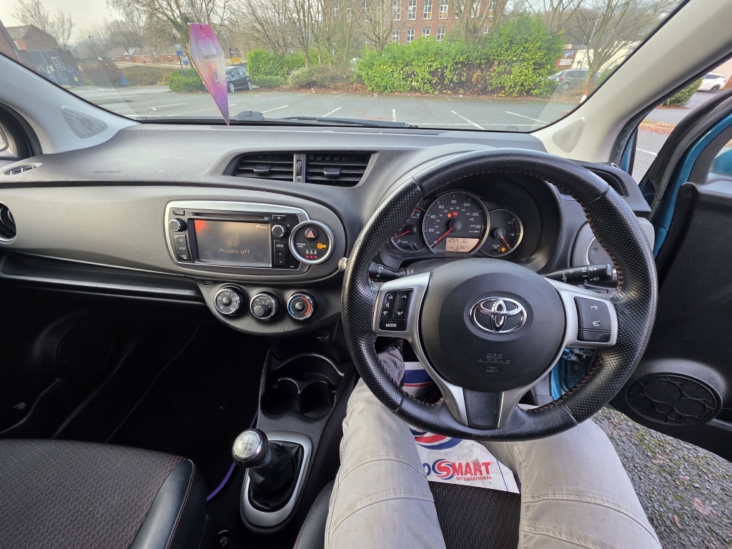 Used Toyota Yaris 2012 for sale - 77034721: Photo 21