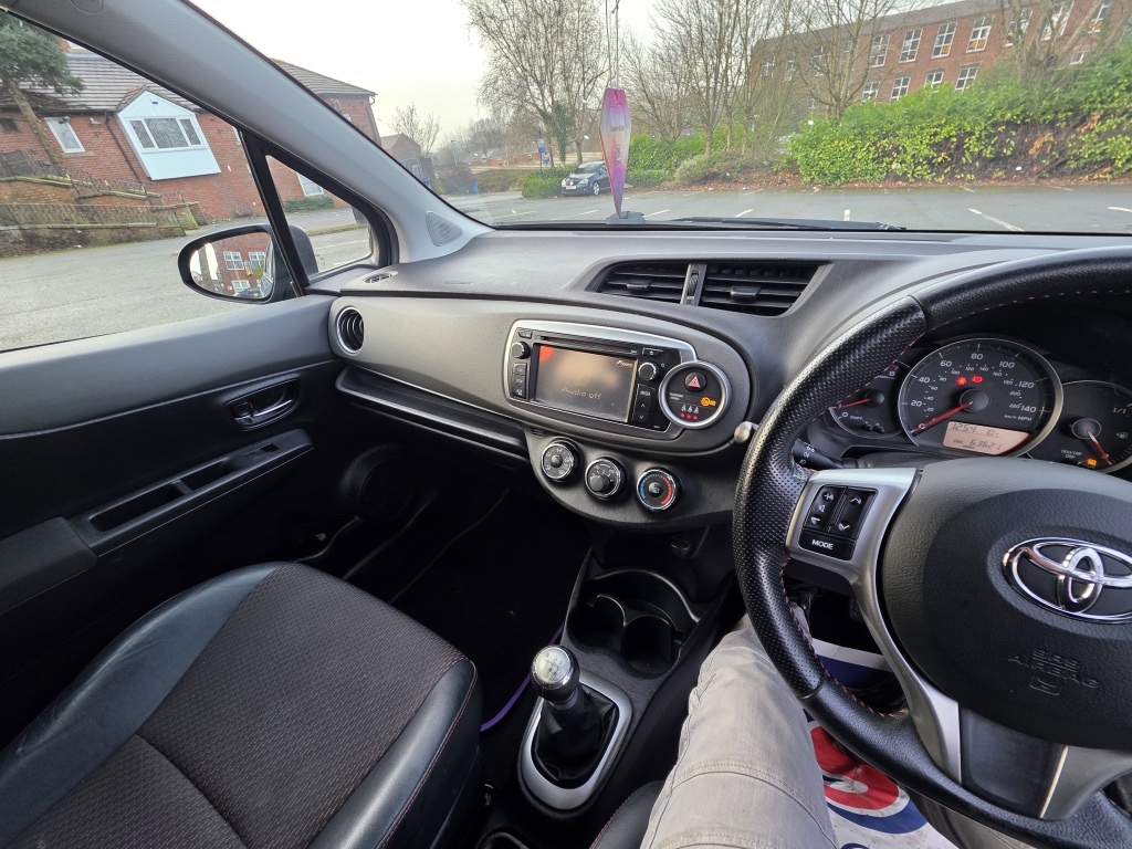 Used Toyota Yaris 2012 for sale - 77034721: Photo 22