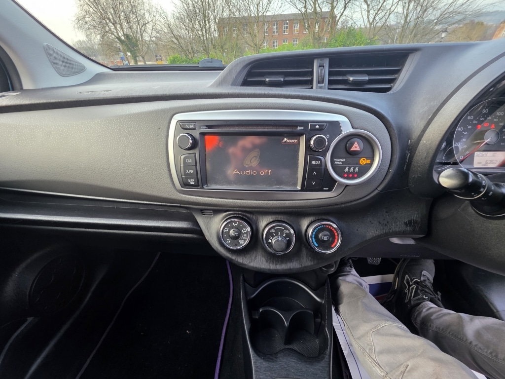 Used Toyota Yaris 2012 for sale - 77034721: Photo 23