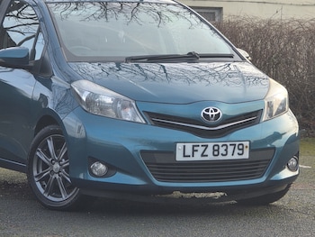 Used Toyota Yaris 2012 for sale - 77034721: Photo