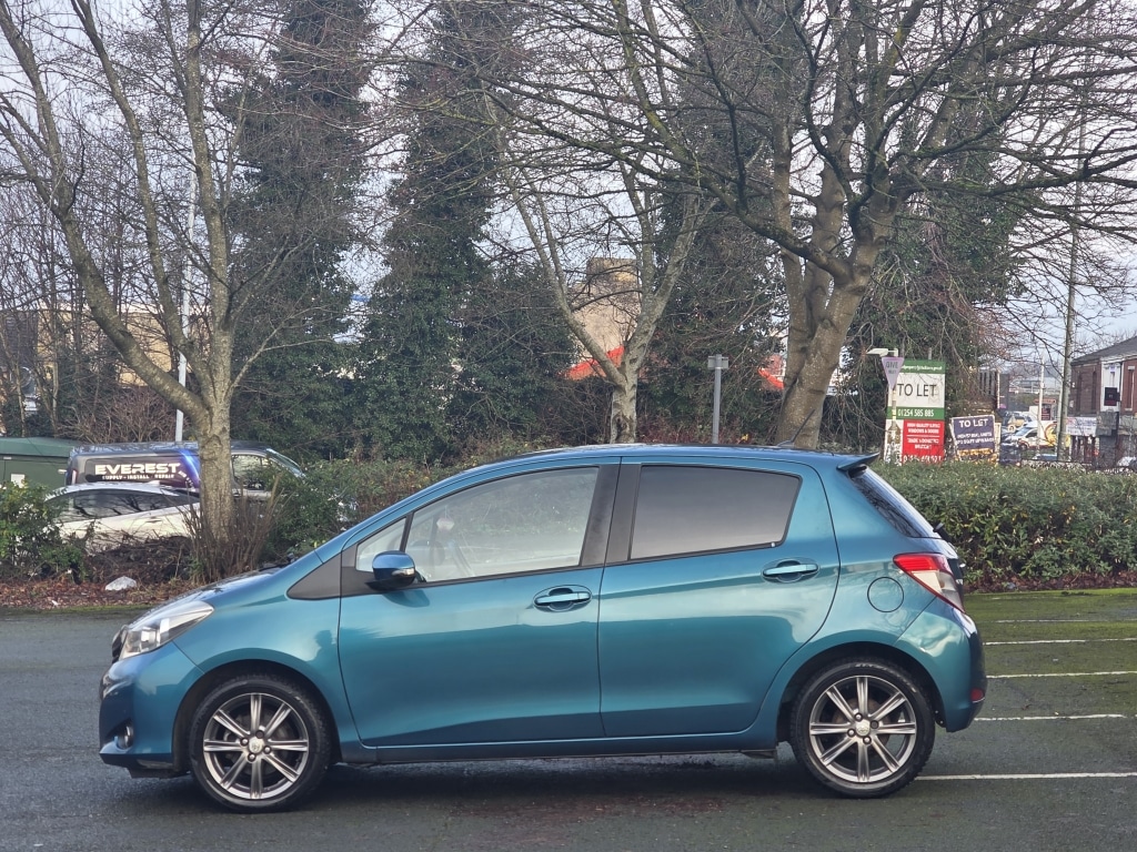 Used Toyota Yaris 2012 for sale - 77034721: Photo 4